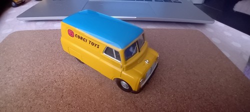 Corgi toys bedford - toys, ca