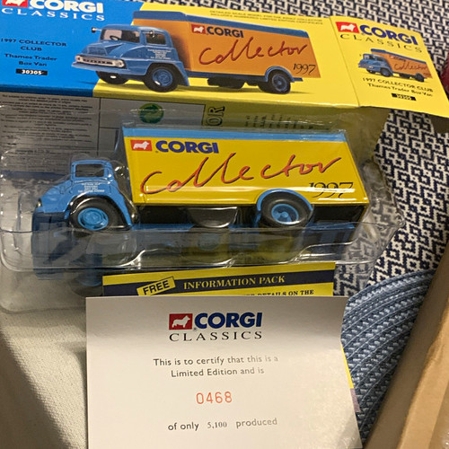 Corgi classics 1957 thames - classics,
