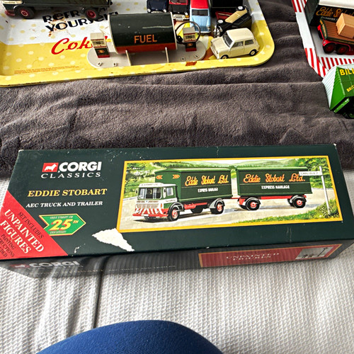 Corgi classics aec truck - 1:50,
