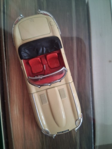 Classic corgi jaguar - classic,