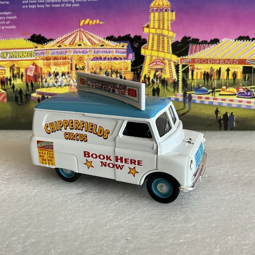 Corgi bedford cwt van - bedford, 10/12