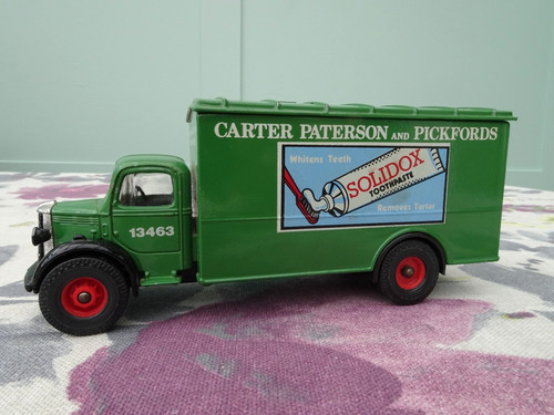 Corgi classics bedford o - 1:50,