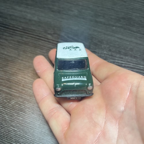 Corgi mini cooper - corgi, green
