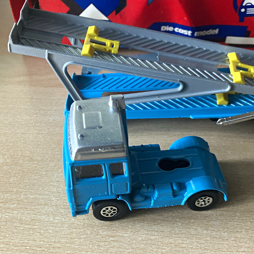 Corgi classics volvo car - classics,