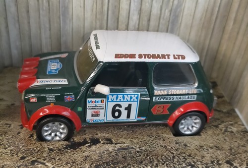 Corgi mini cooper - corgi, eddie