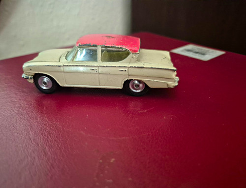 Corgi toys ford - toys, consul
