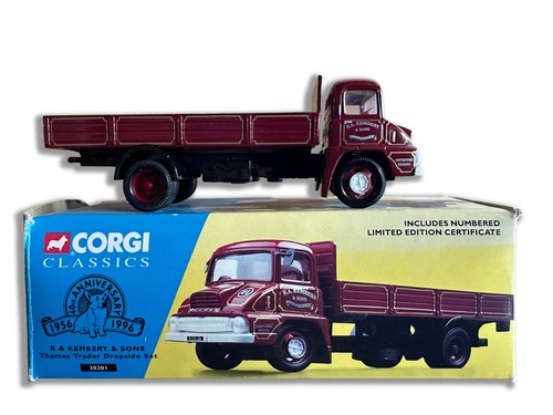 Corgi 30201 thames trader - 30201,
