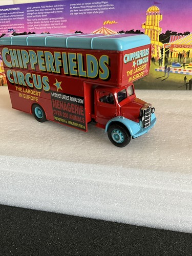 Corgi bedford luton van - 1:50,