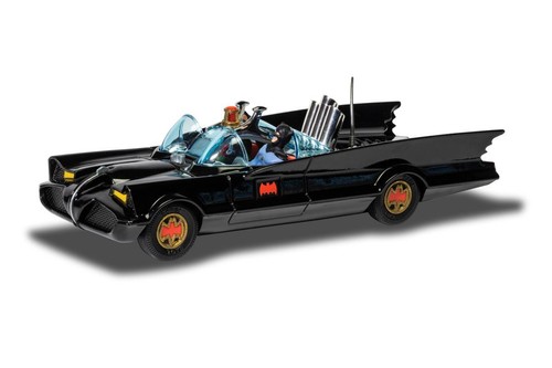 Corgi rt26701 batmobile with - corgi,